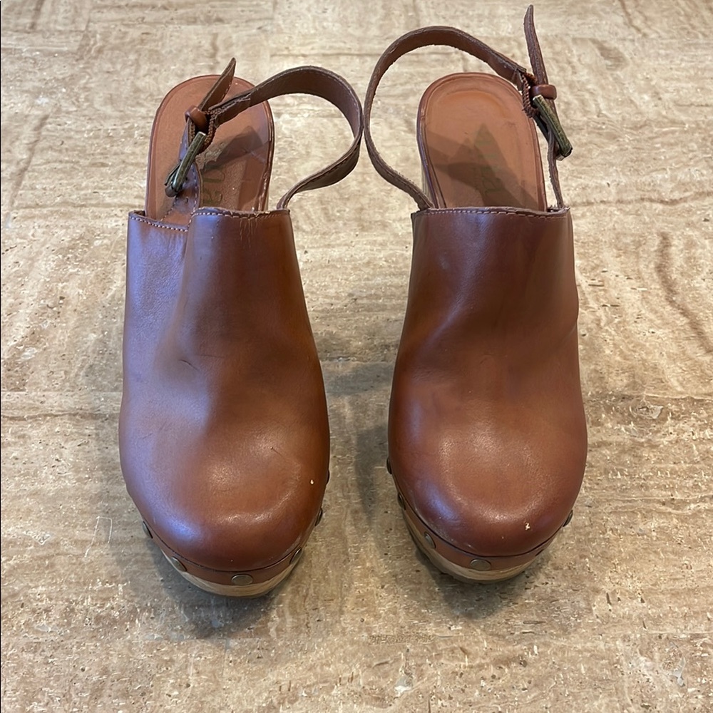 Brown Leather Women's Clogs